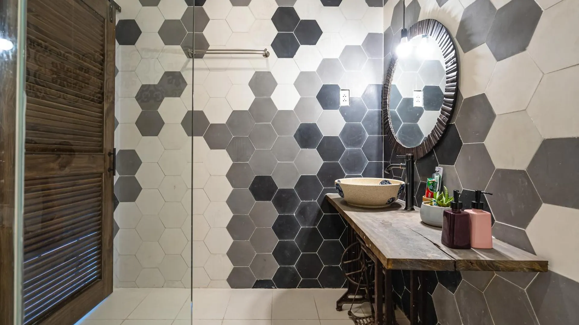 Pis Apartment In District 1 Ho Chi Minh City